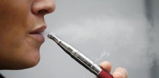 Weltweit führende Gesundheitsexperten verteidigen E-Zigaretten öffentlich