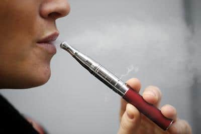 Weltweit führende Gesundheitsexperten verteidigen E-Zigaretten öffentlich